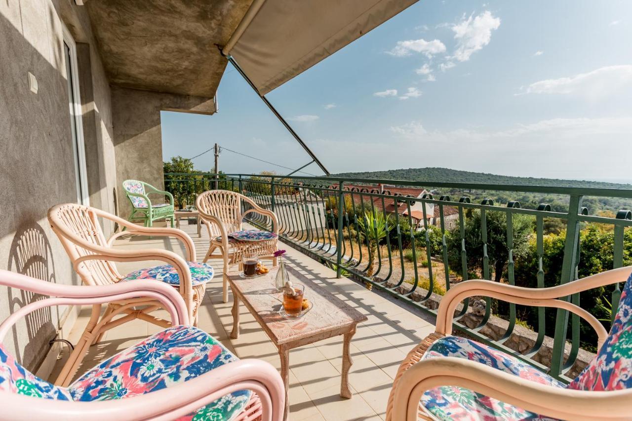 Lustica Apartments Kültér fotó